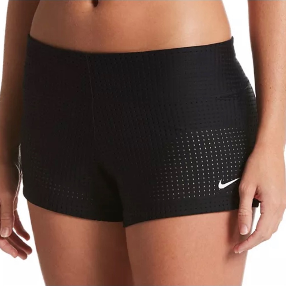 Nike women’s mesh swim shorts: Large Black